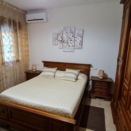 Villa Chloe Capitana Luaran gambar