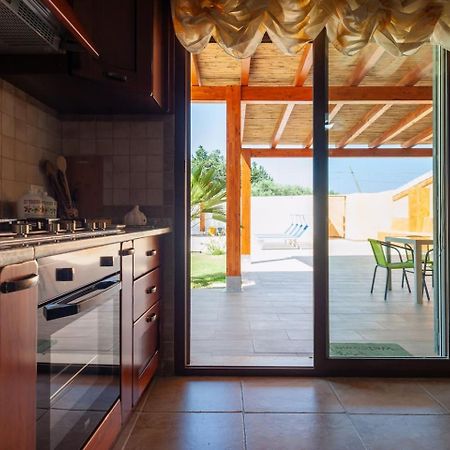 Villa Chloe Capitana Luaran gambar