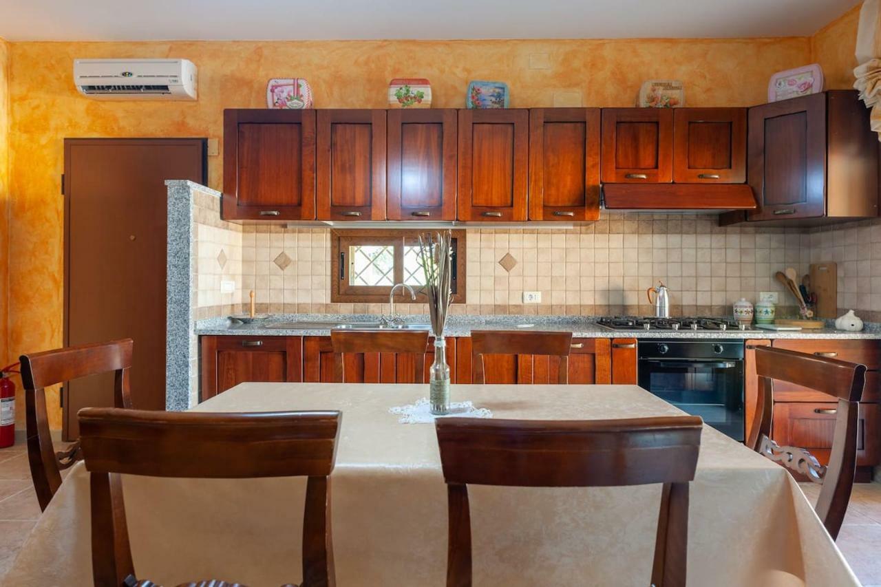 Villa Chloe Capitana Luaran gambar