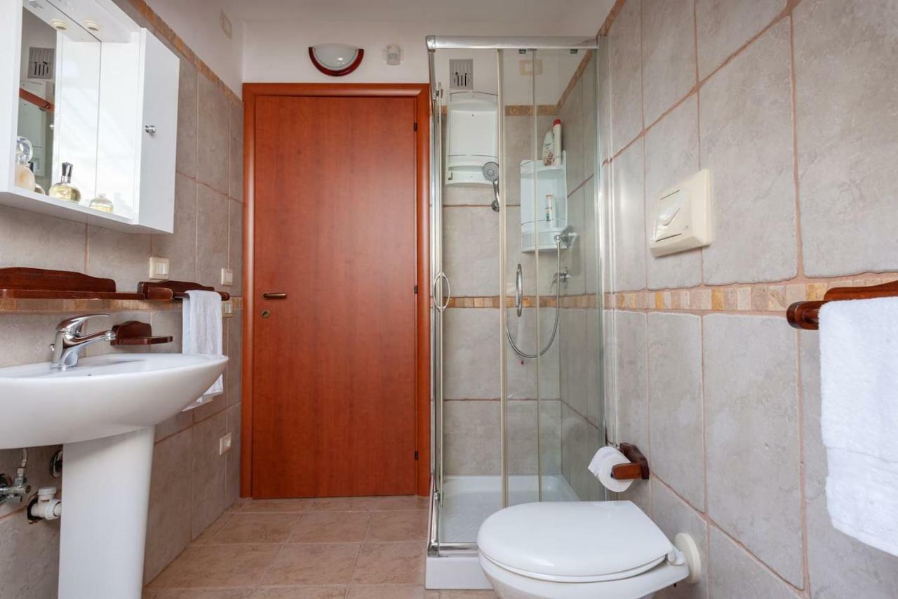 Villa Chloe Capitana Luaran gambar